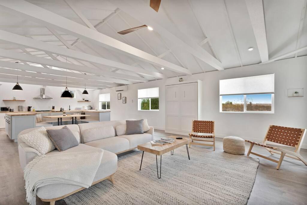 Beautiful Newly Remodeled Home, Near Jt Park Joshua Tree Exterior foto